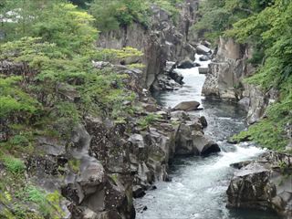厳美渓
